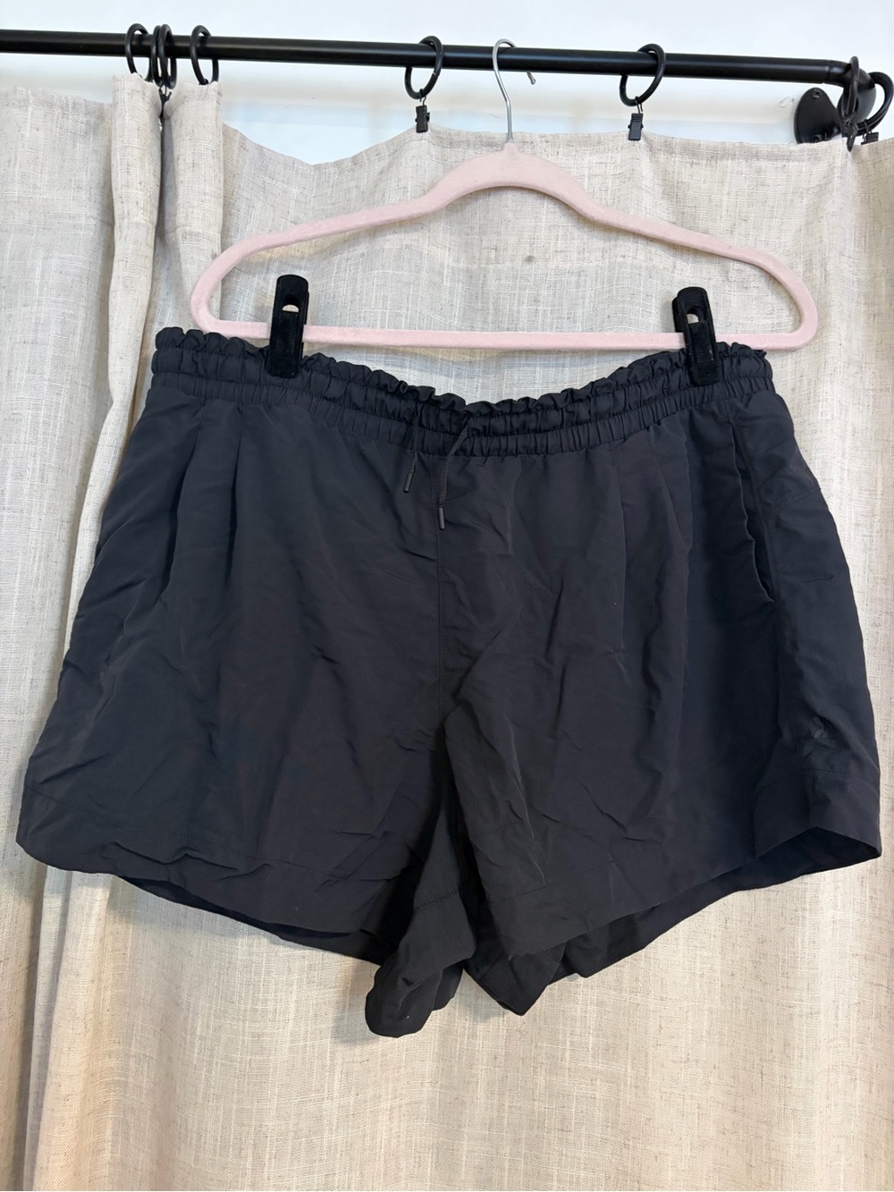 all in motion Black Athletic Elastic-Waist Shorts - Picture 1 of 3